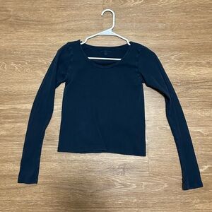 Navy scoopneck top